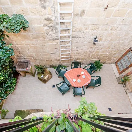 3 Bedroom House Of Character In Near Mdina * Rabat